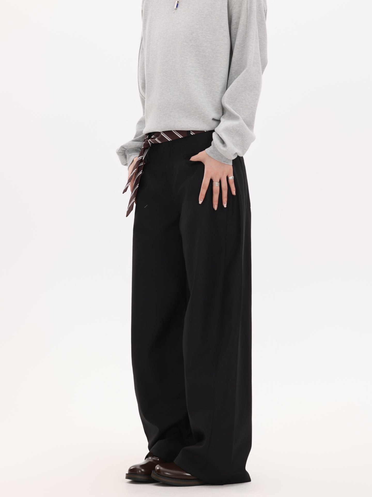 ネクタイ付きカーブワイドスラックスパンツ N5766