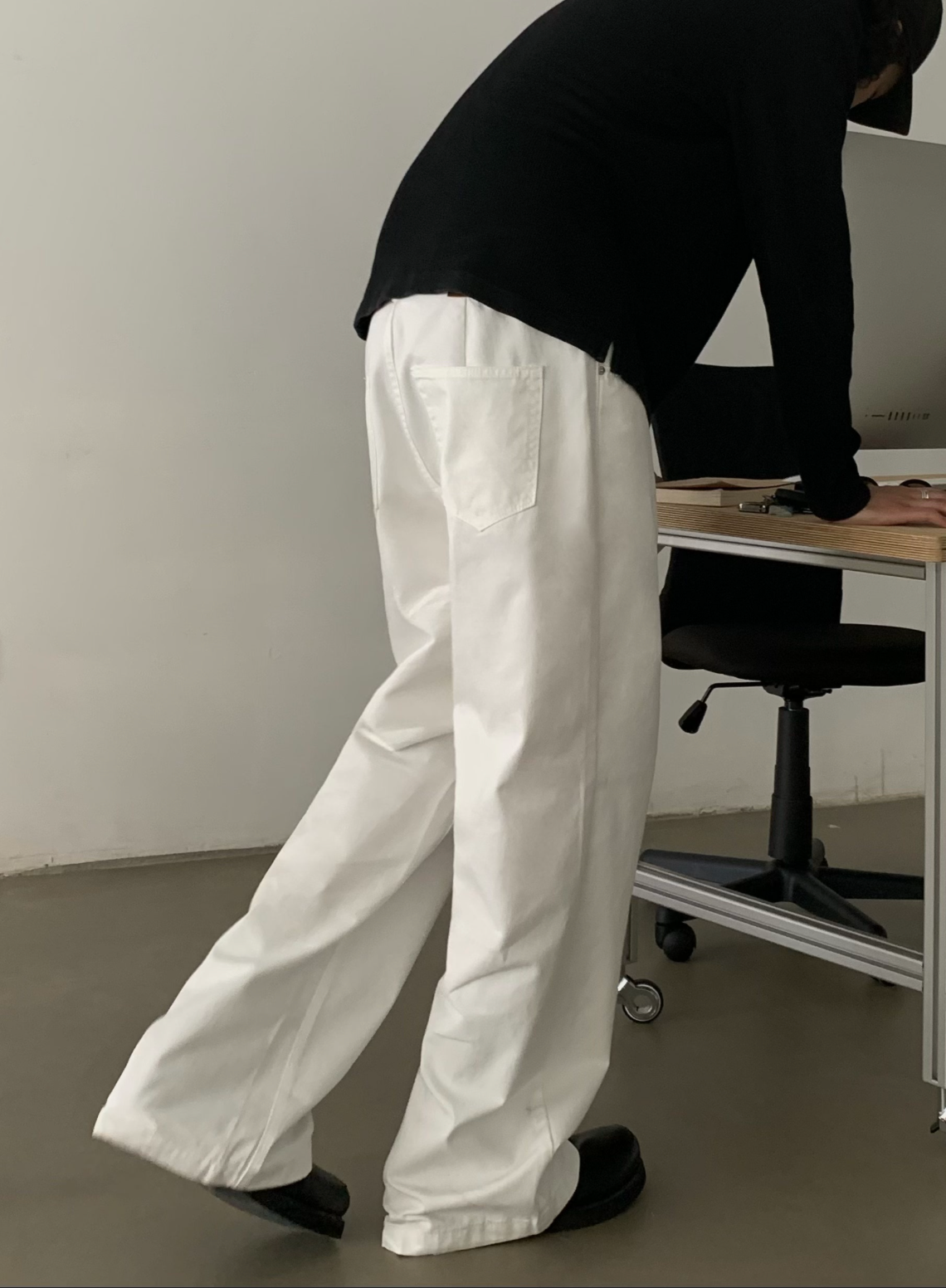 ベーシック・ワイドストレートデニム N5668
