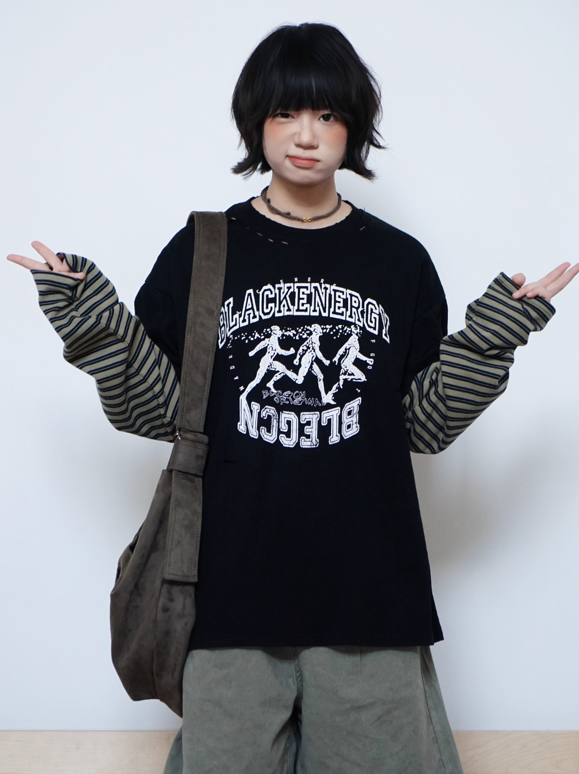 とねね レトロプリント重ね着風ロンT N5777