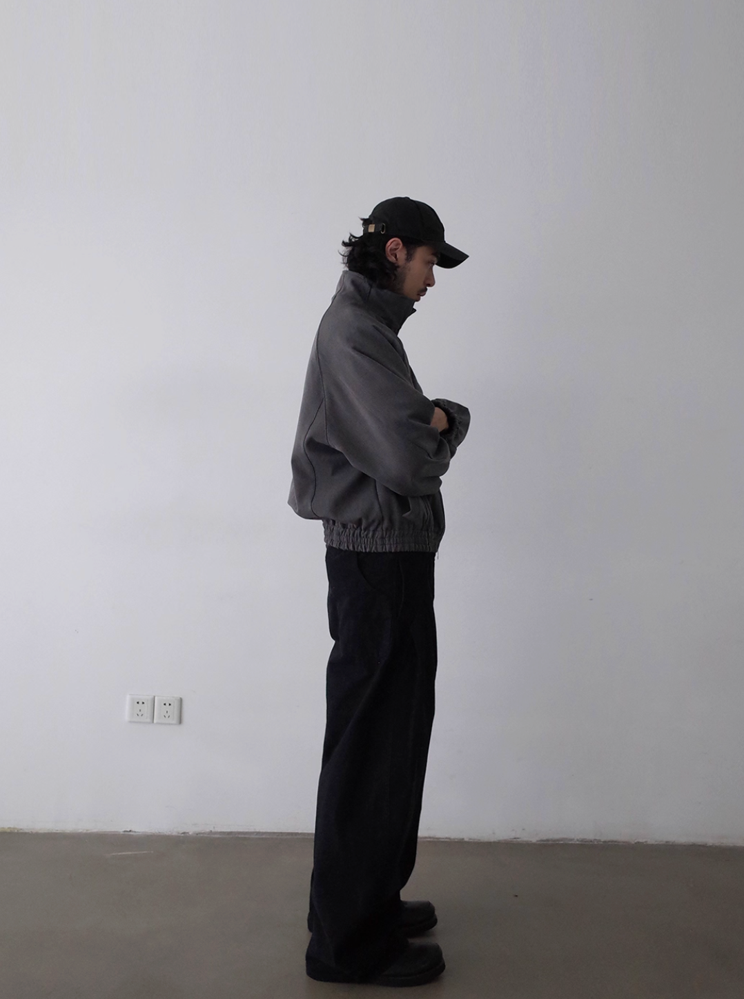 “デコンストラクション”・スタンドカラージャケット N6077