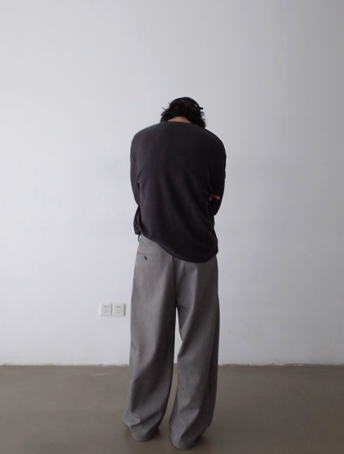 ディープツータック・ワイドカーブスラックス N6078