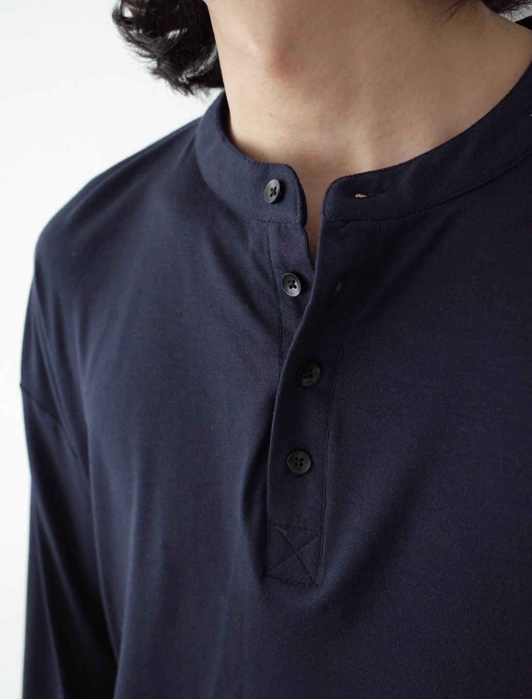 ハイカウント・シルクウール・ヘンリーネック N6081