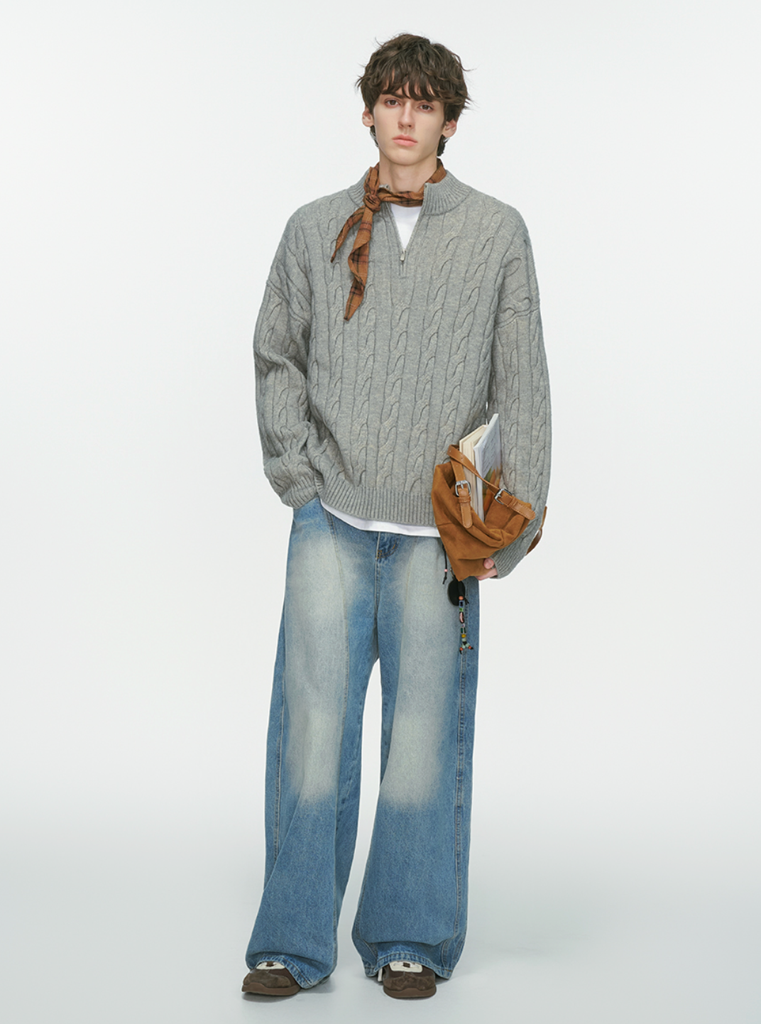 アランパターン・Vネックジップ・ニット N6107