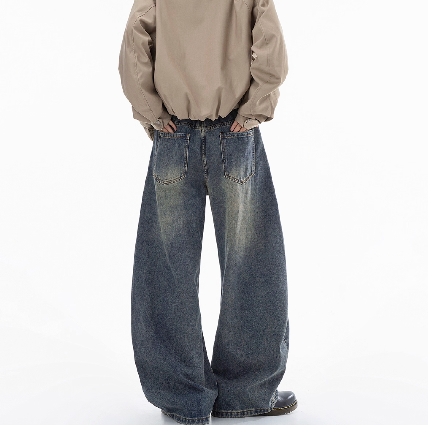 センターシーム・ワイドカーブデニム N6112