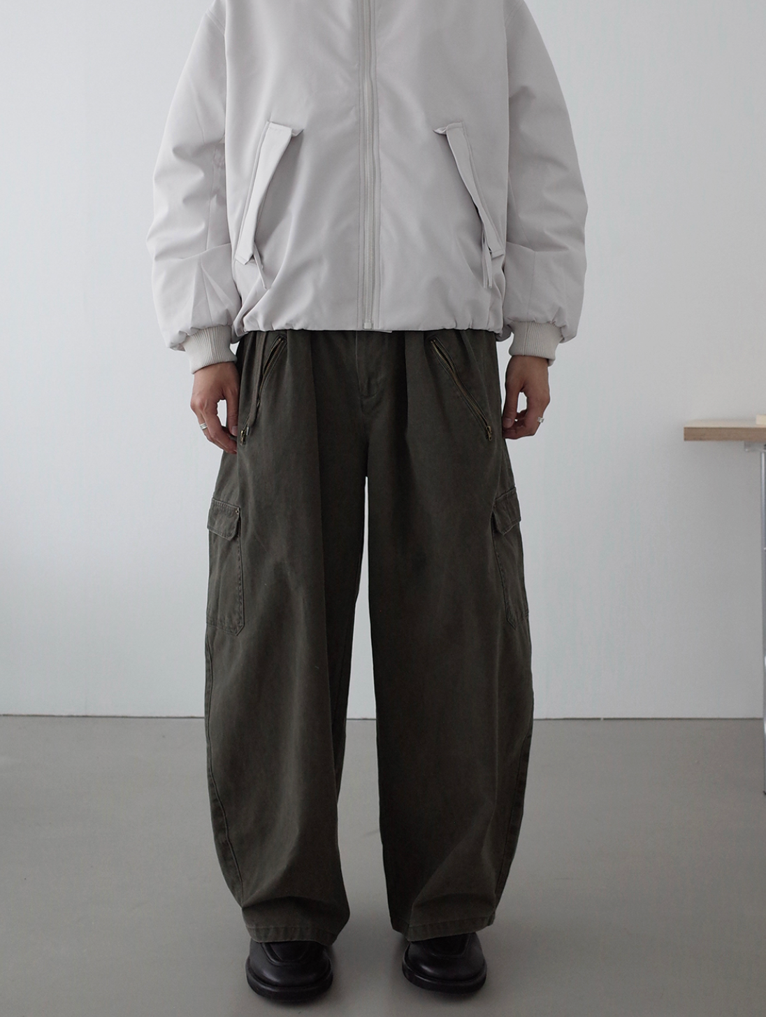 カーブドワイド 多ポケットウォッシュドカーゴ N6138