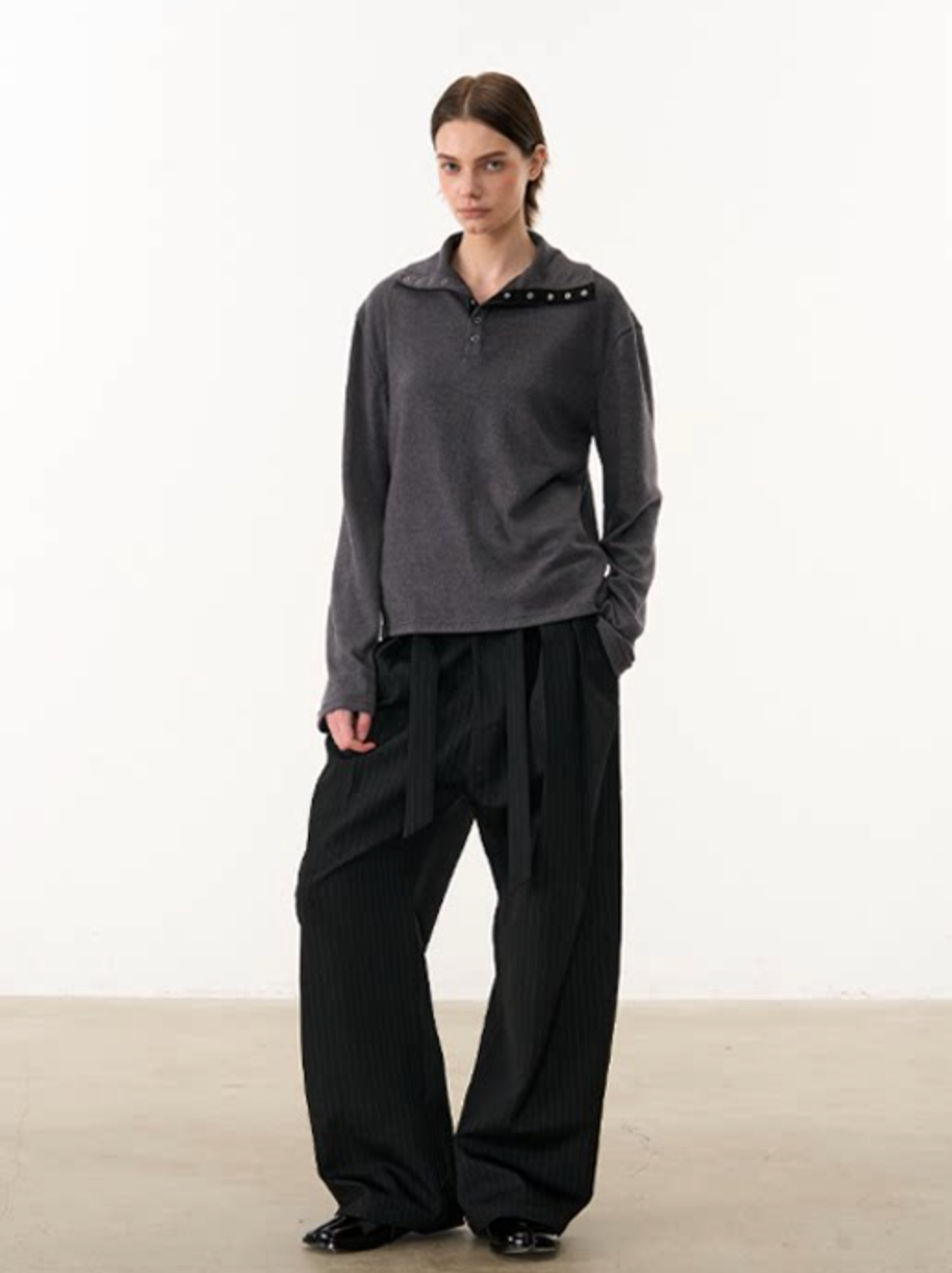 ムースタッチ 配色ハイネック ボタンロングT N6587