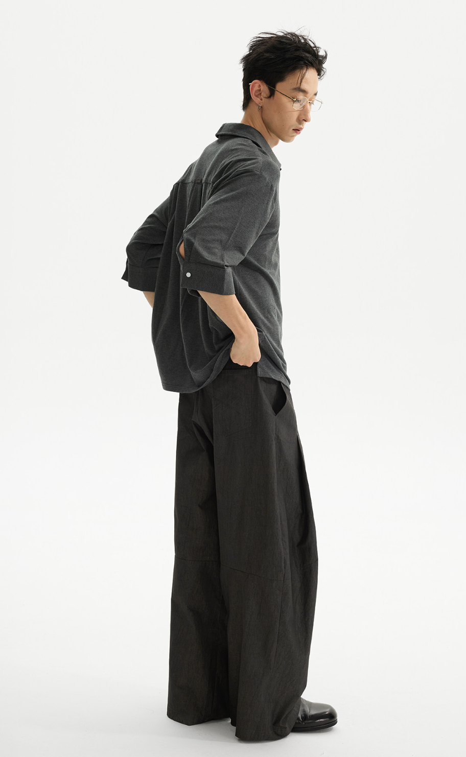 コクーンシルエット プリーツワイドパンツ N6618