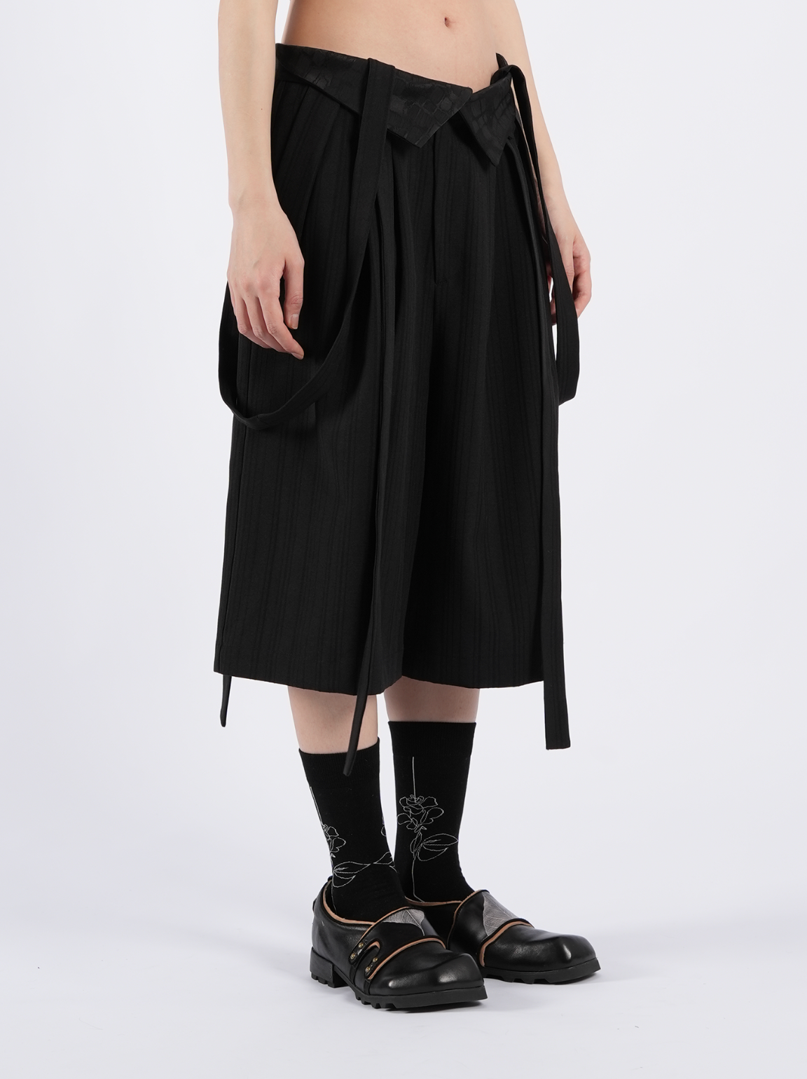 サスペンダー付き ワイド クロップドパンツ N7041