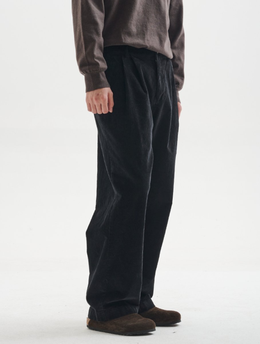 【320G】コーデュロイ corduroy straight pants N4724 - NNine