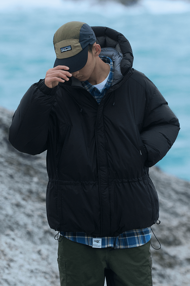 【700FP】機能性ダウン outdoor down jacket N4629 - NNine