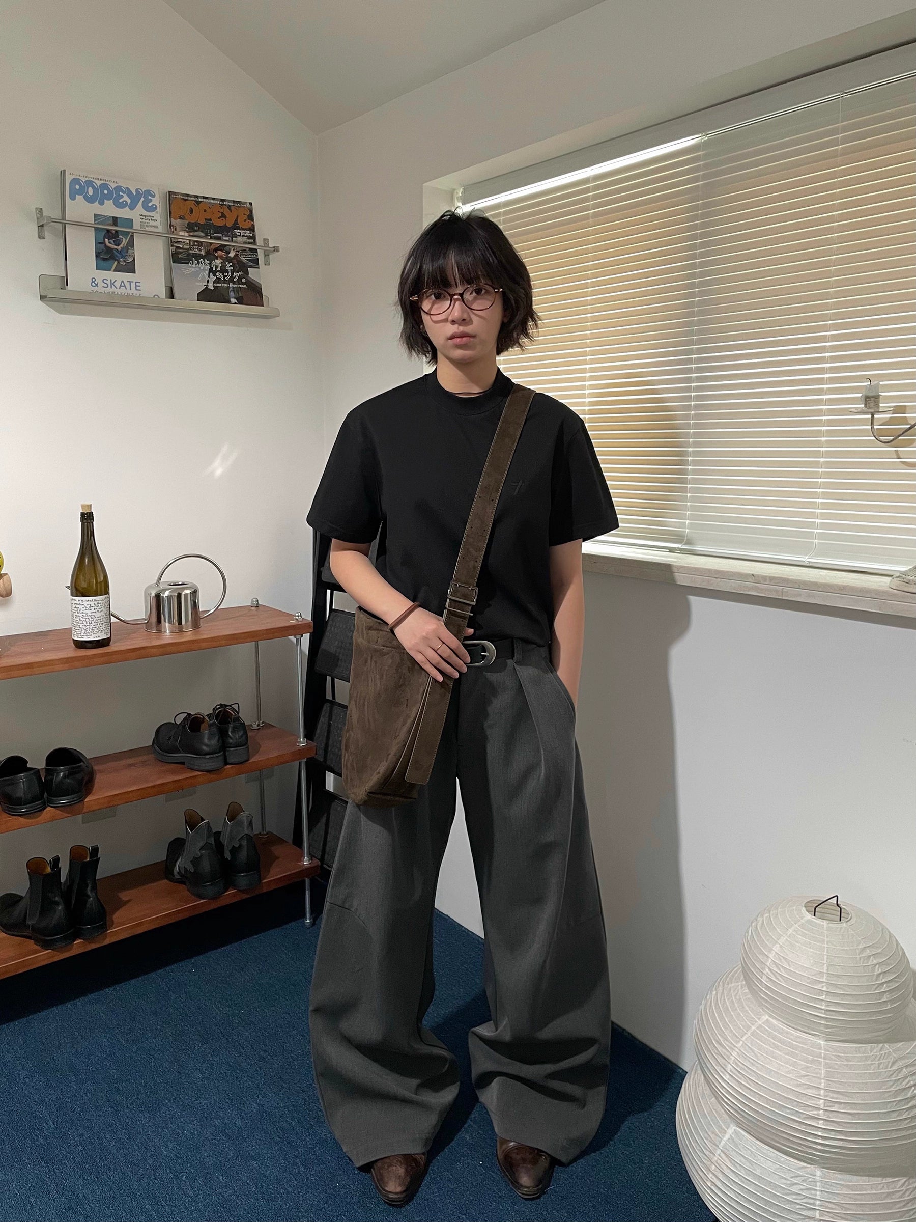 スエードメッセンジャーバッグ レザー / Suede Messenger Bag N5567
