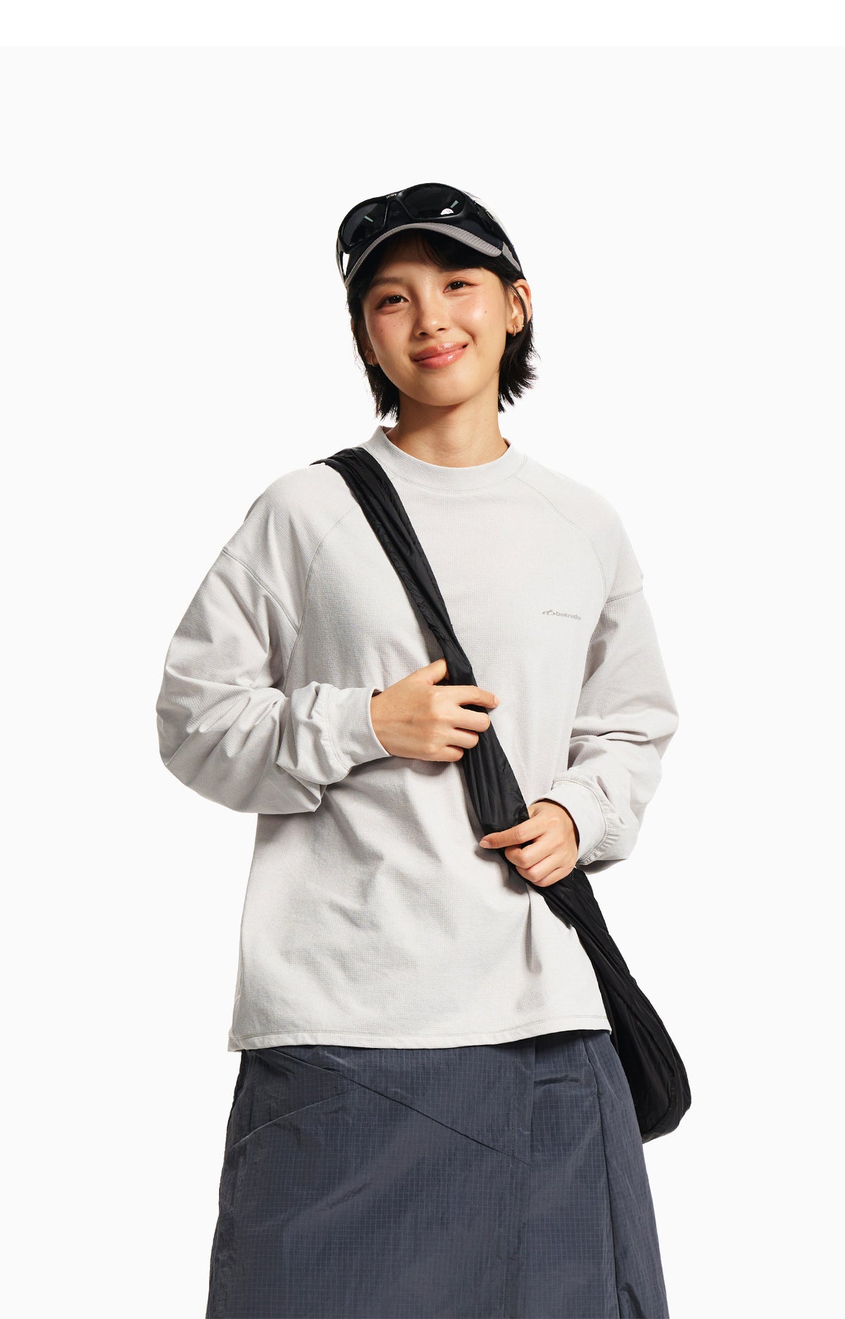 テクニカルワッフルグラフィックロングTシャツ N7400