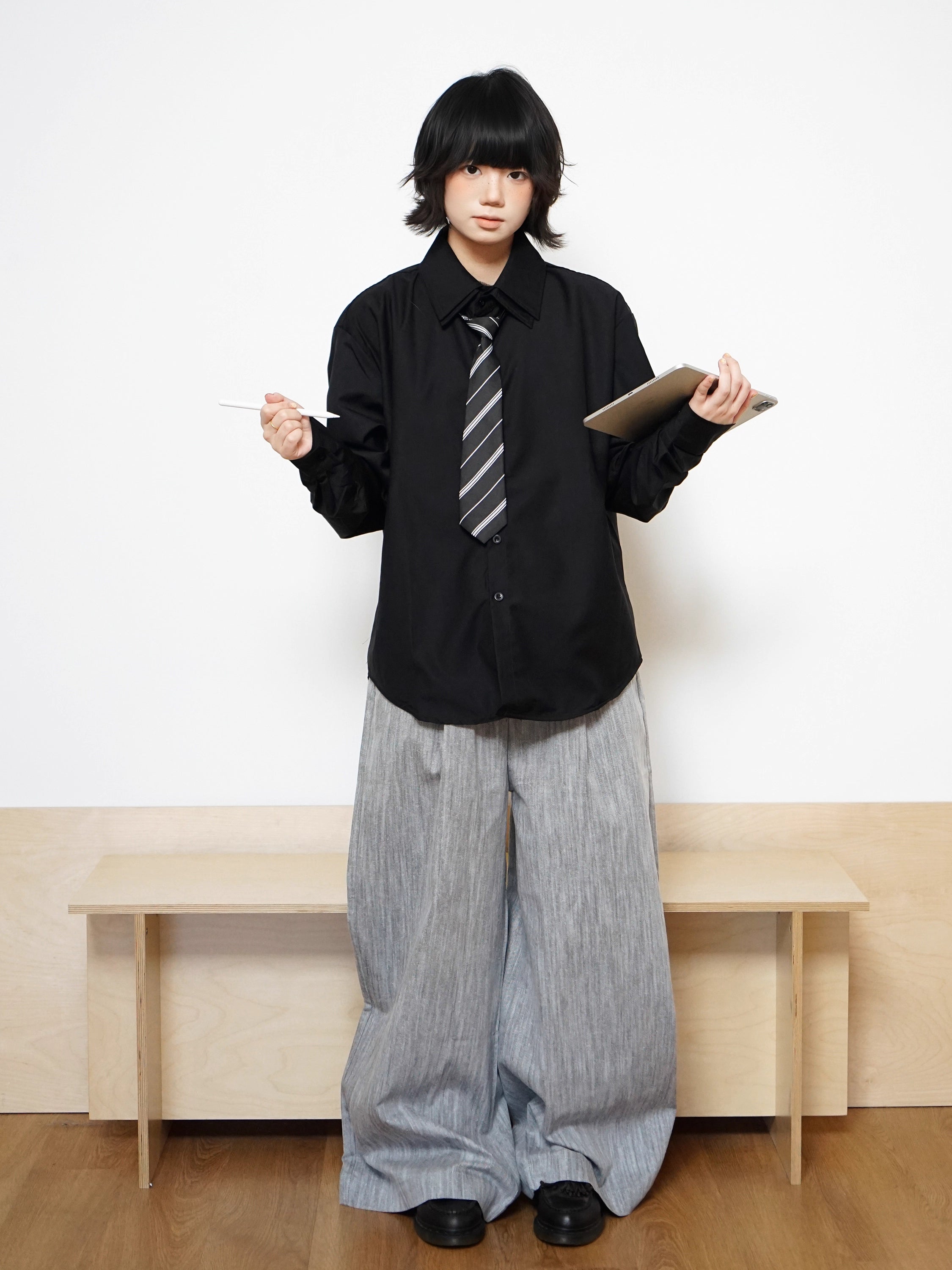 コットンリネン・テクスチャー・ワイドフレアパンツ N6062