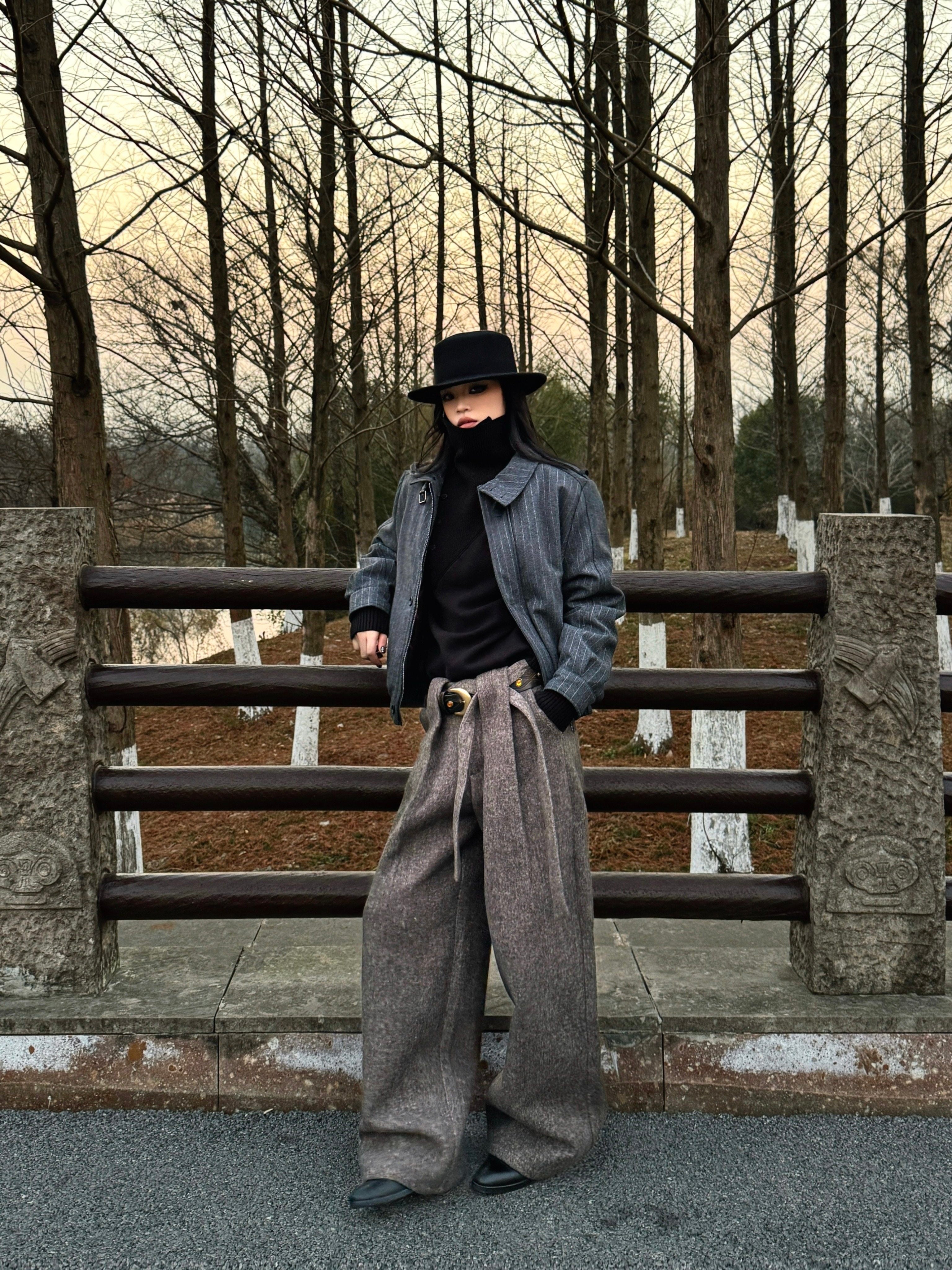 ウール花糸 700g Aラインプリーツスラックス N6561