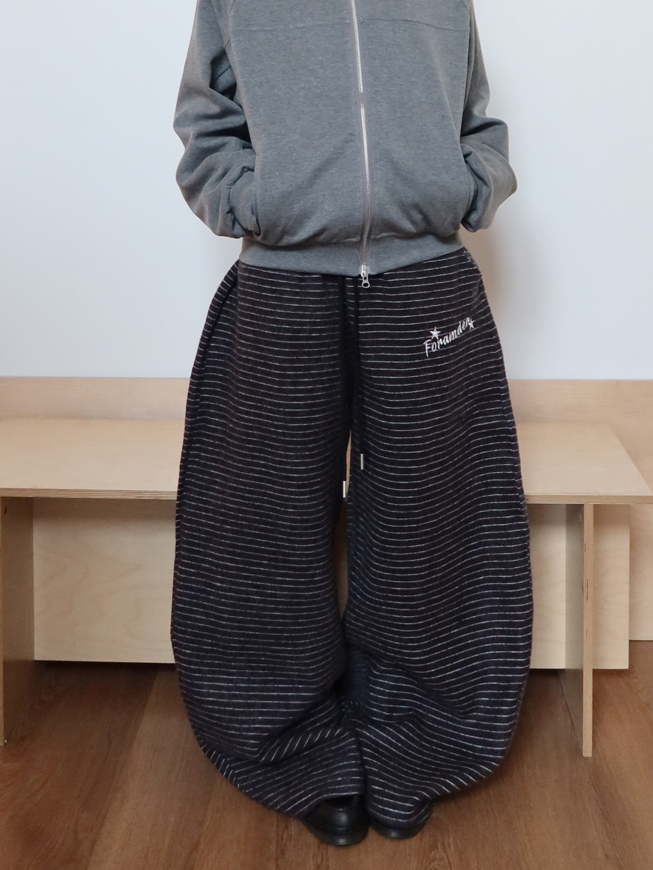 ストライプカーブド 裏起毛ワイドストレートパンツ N6378