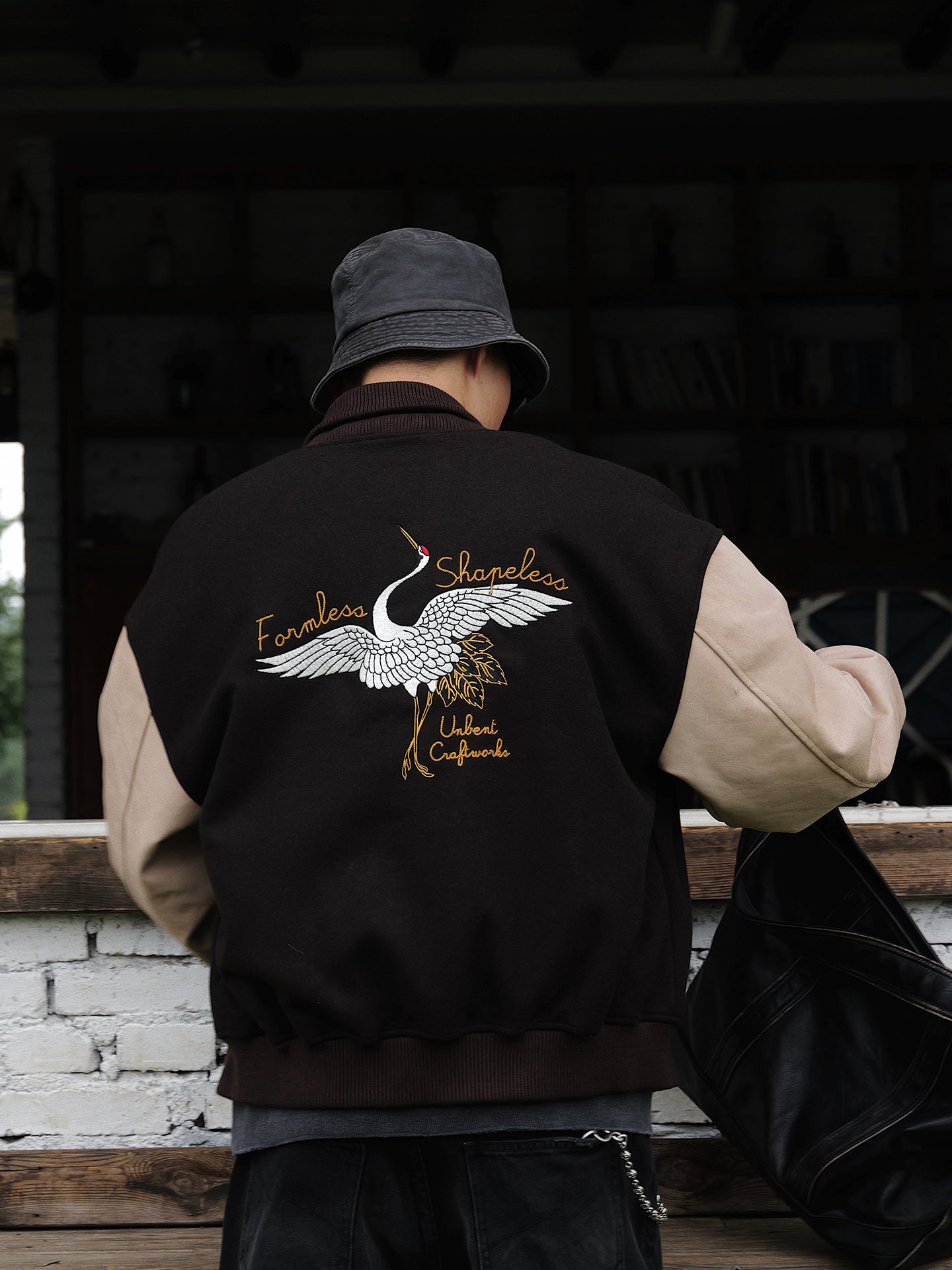 鶴刺繍ウール×レザー 混紡バーシティジャケット N6252