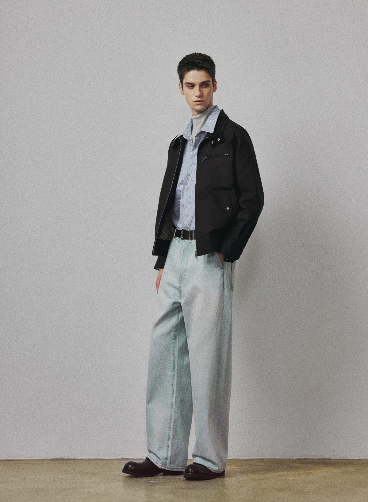 BEHALF クリームアイスブルー ワイドストレートデニム N6604