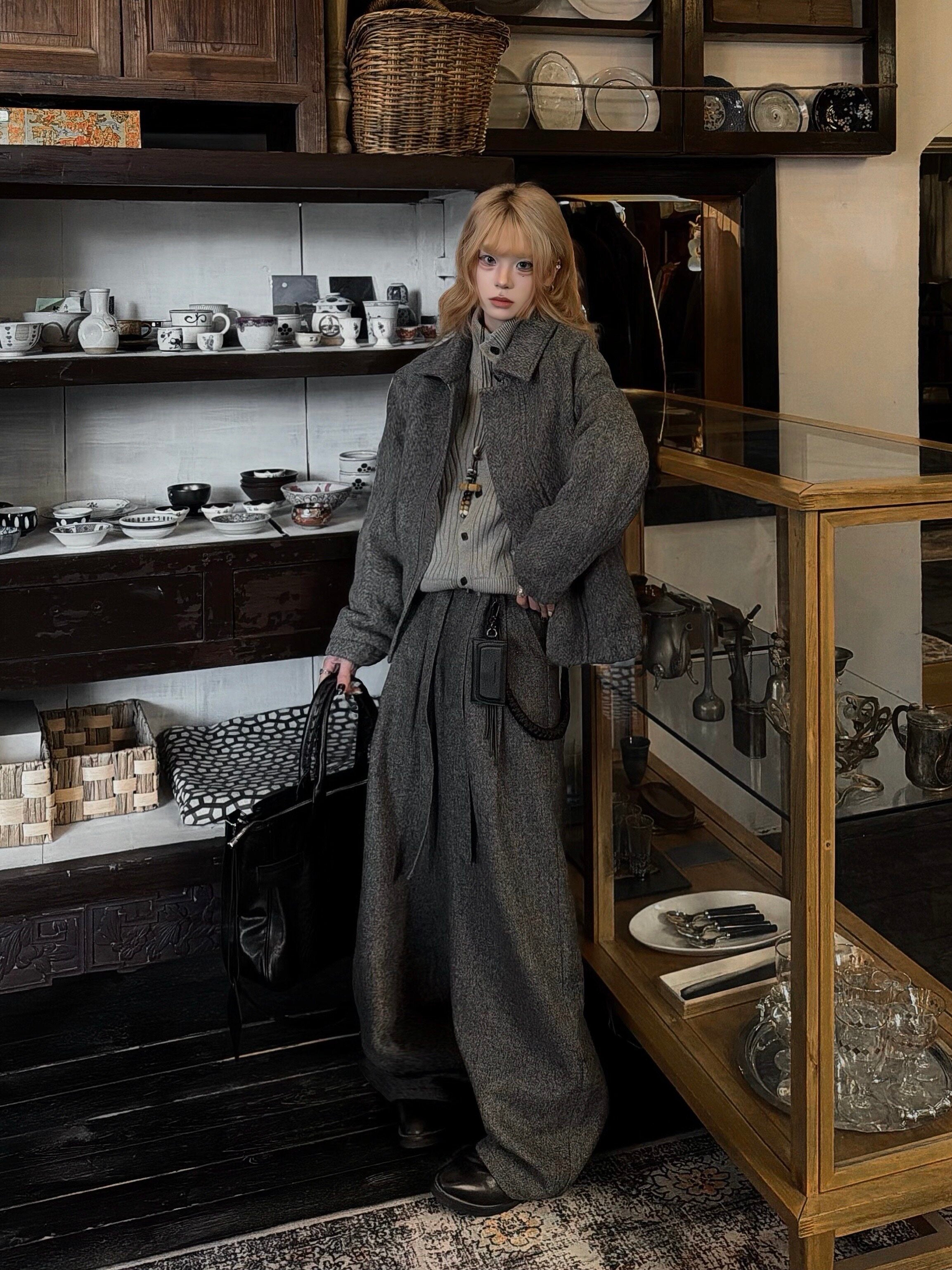 ウール花糸 700g Aラインプリーツスラックス N6561