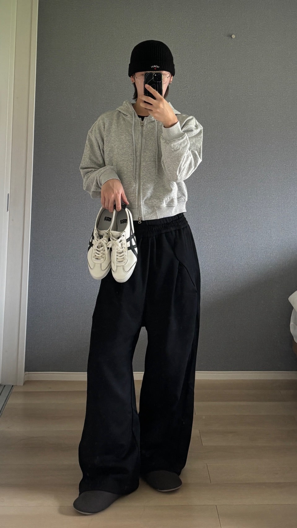 3Dカーブ・ワイドバルーンスウェットパンツ MK004