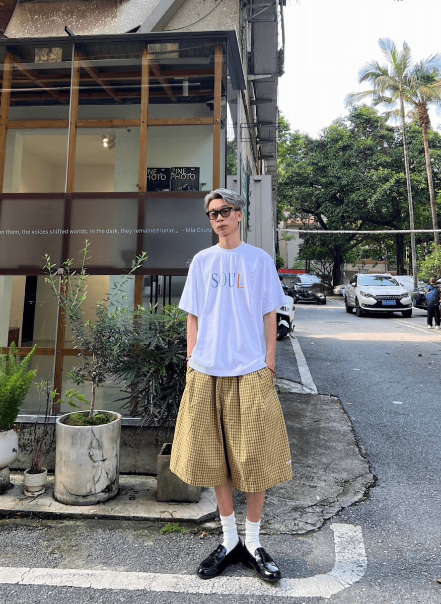 マルチカラーロゴ・プリントTシャツ N5755 - ファッション通販NNine(ナイン)