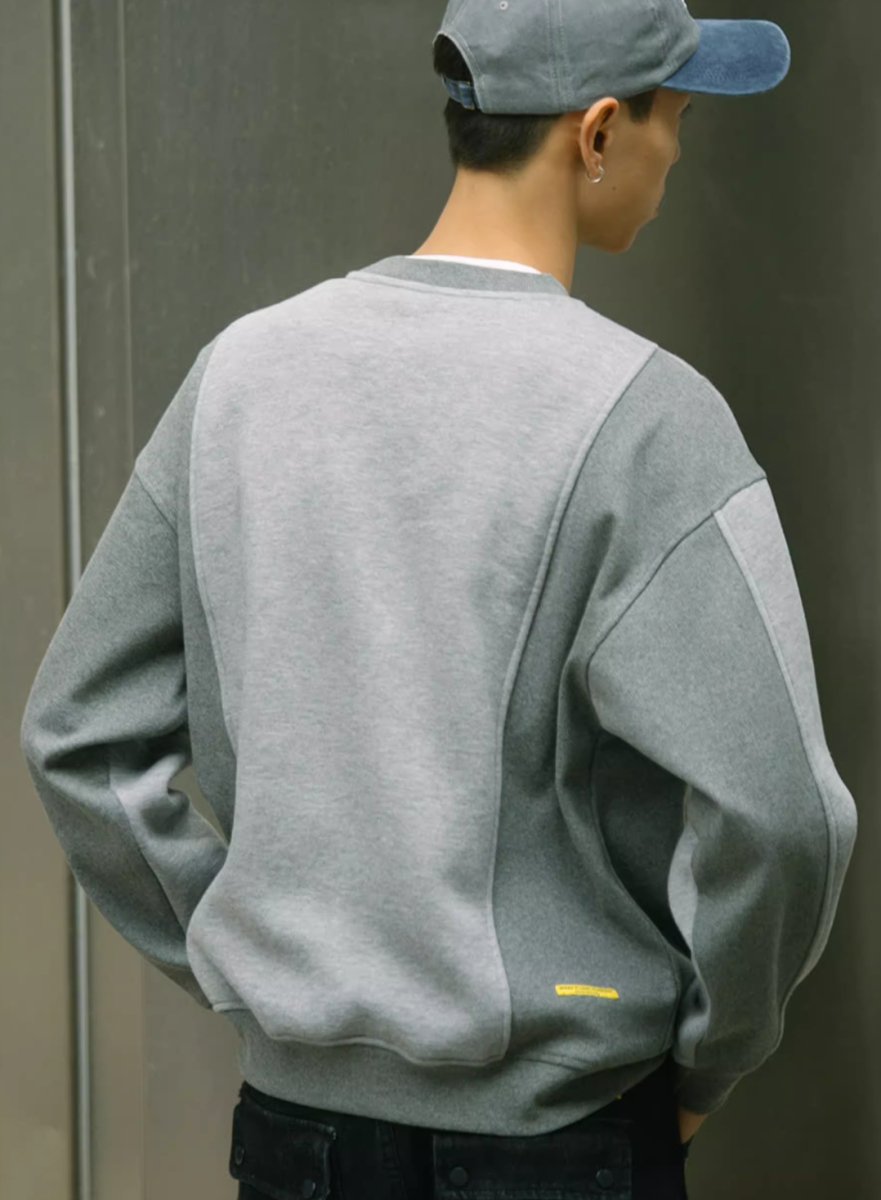 Split Crewneck Sweater N3205 - NNine