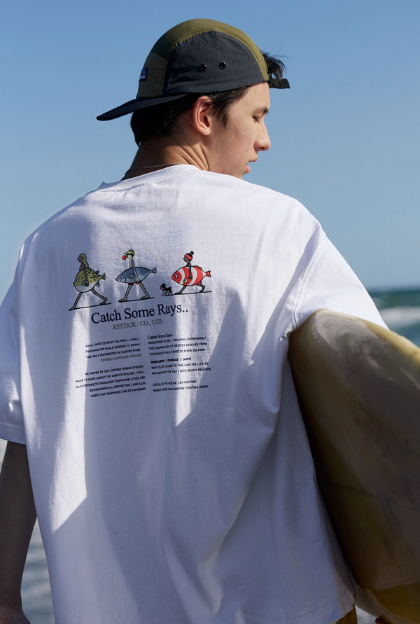 【270G】Fish Surfer Back Print T-Shirt  / キャラクターT N3751