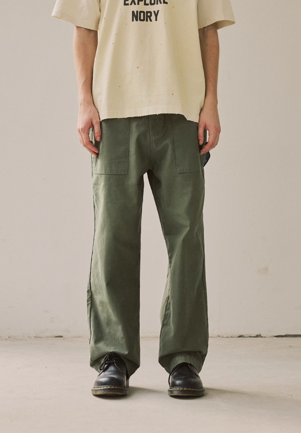 green straight pants   N3899