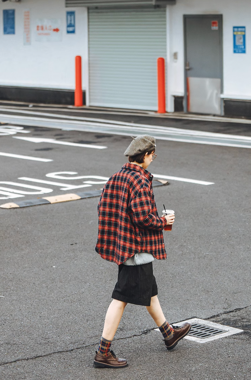 red check shirt / Oversized regular-collar long-sleeved flannel shirt N4553