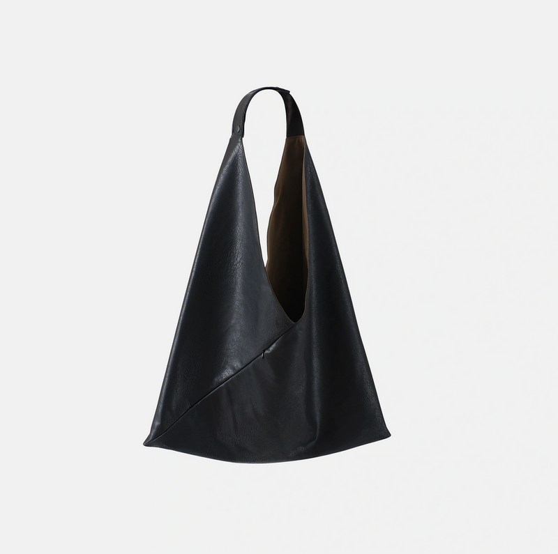 leather triangle bag   N4718