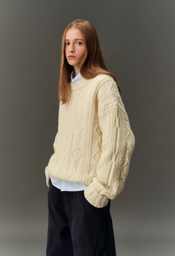 off white knit sweater   N4828