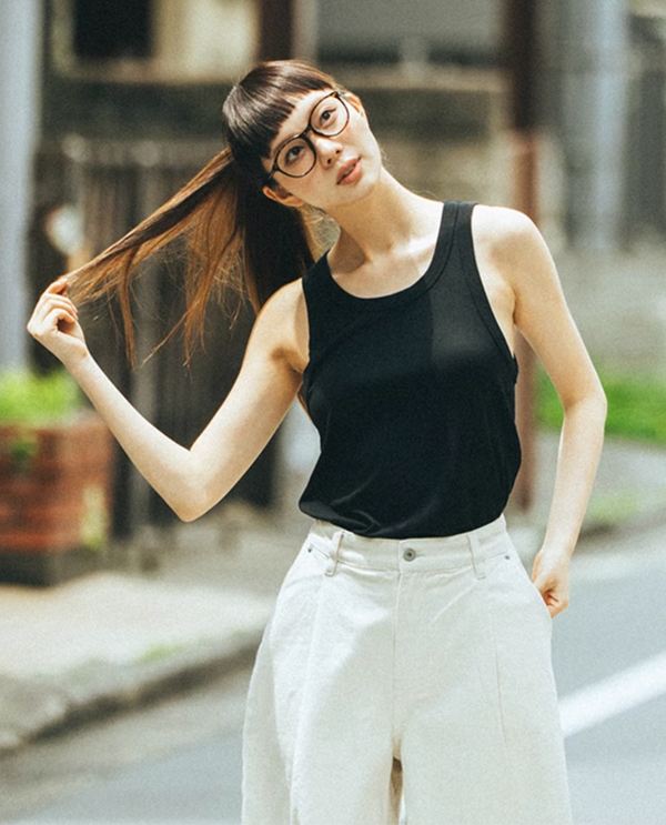 Sleeveless T-shirt   N5403