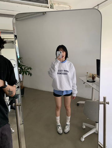 クロップド丈アーチロゴ刺繍スウェット N5971