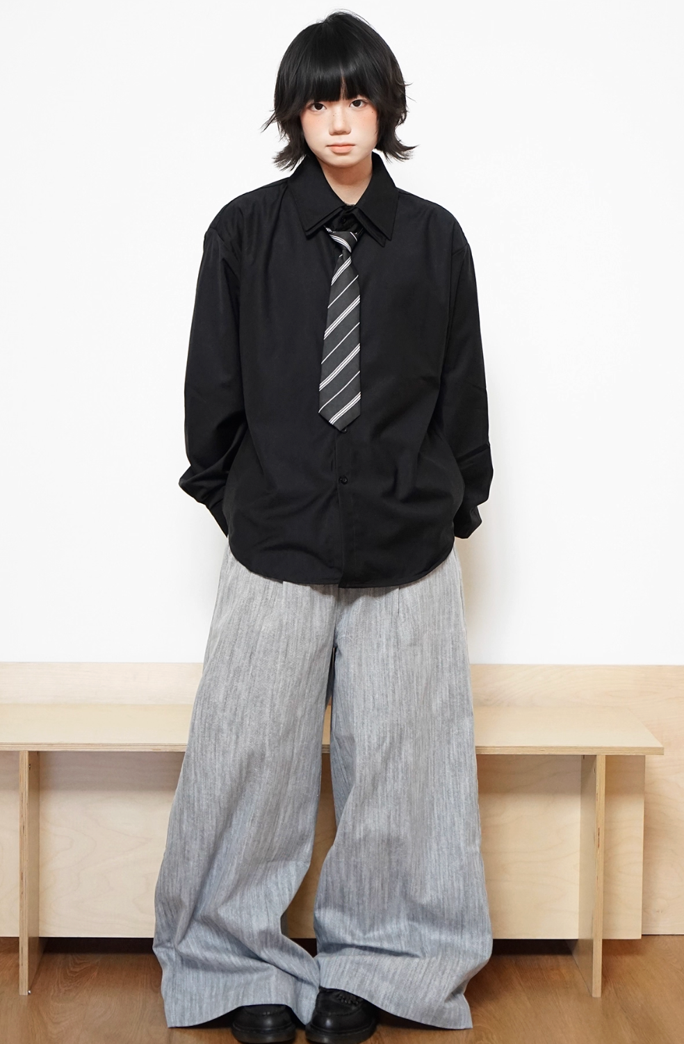 コットンリネン・テクスチャー・ワイドフレアパンツ N6062