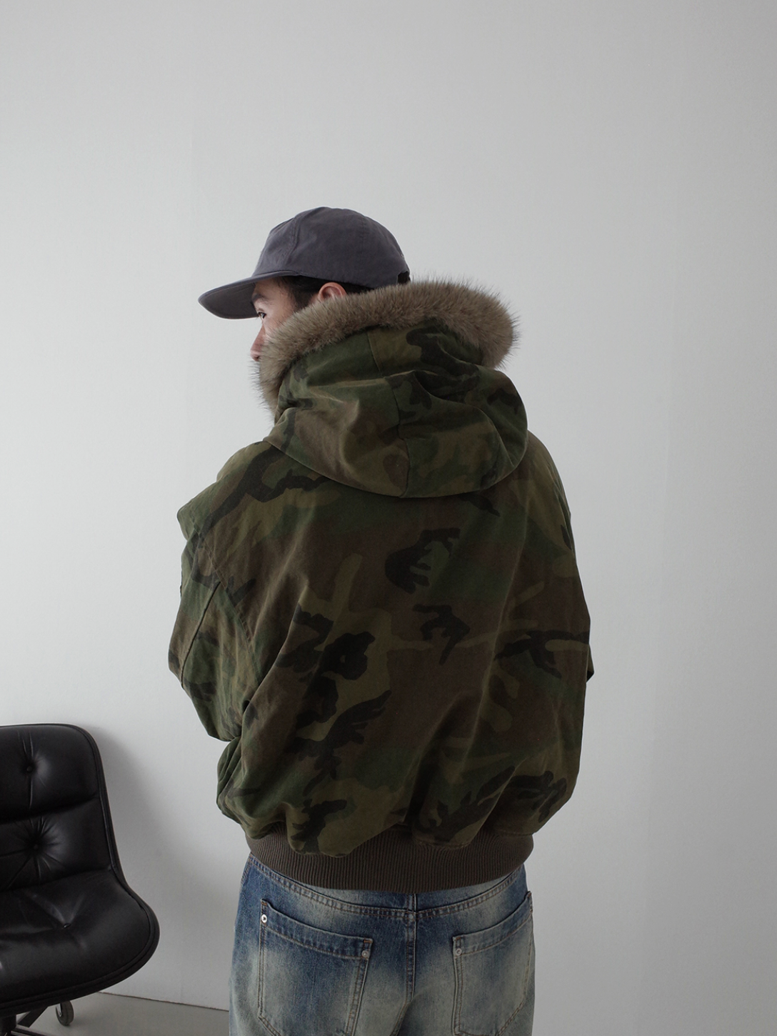 ウォッシュドカモ＆ボア・リバーシブル・フーデッドボンバー　N6196