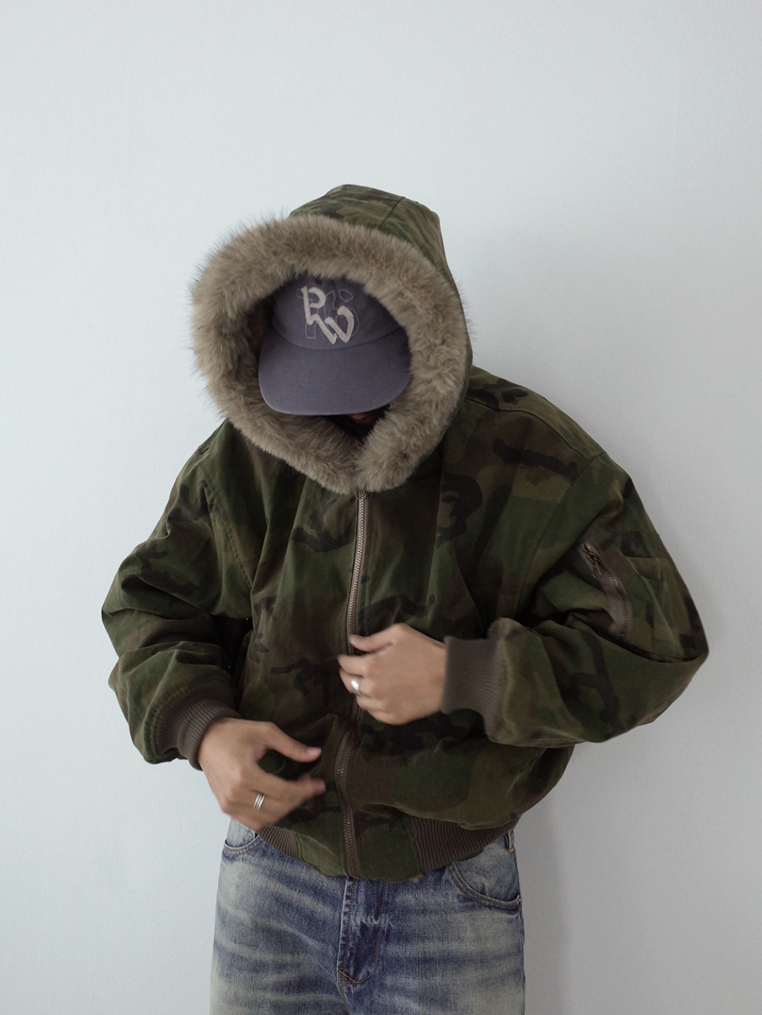 ウォッシュドカモ＆ボア・リバーシブル・フーデッドボンバー　N6196