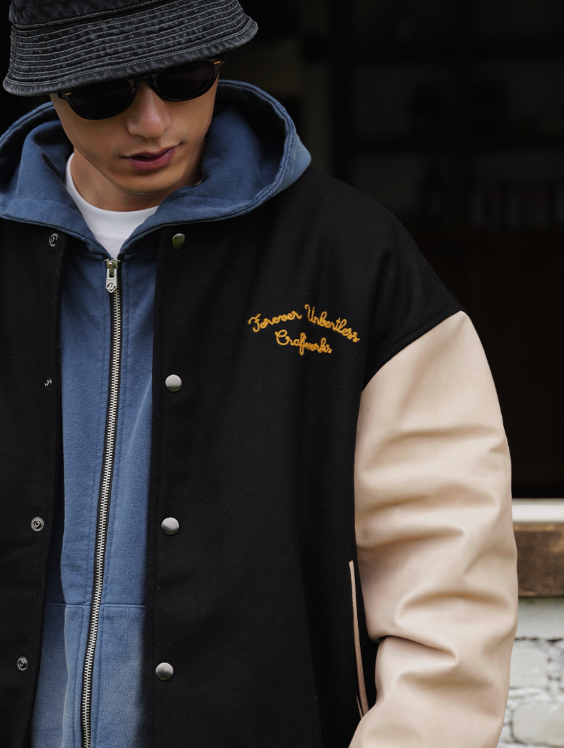 鶴刺繍ウール×レザー 混紡バーシティジャケット　N6252