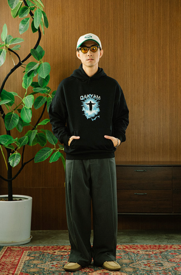 【380G】ヘイローグラフィックプルオーバーフーディ　N6382