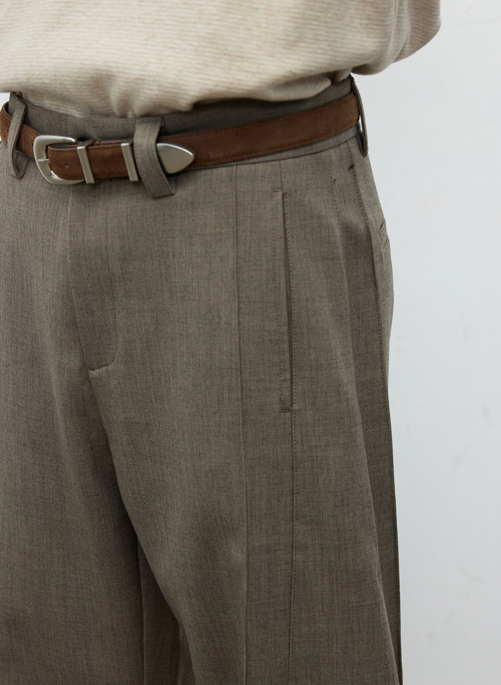 プリーツキルティング テーパードスラックス　N6474