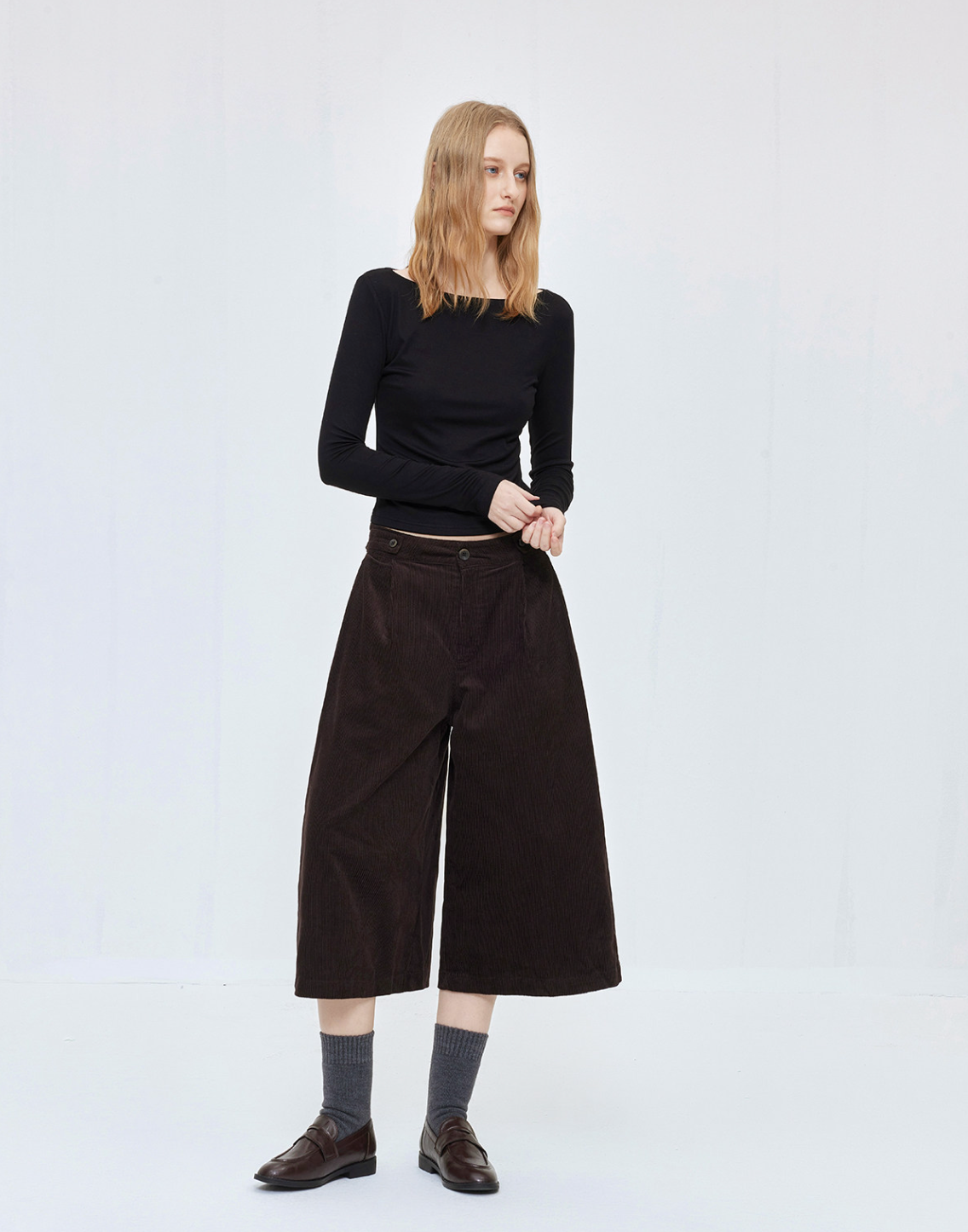 コーデュロイワイドクロップドパンツ N6742