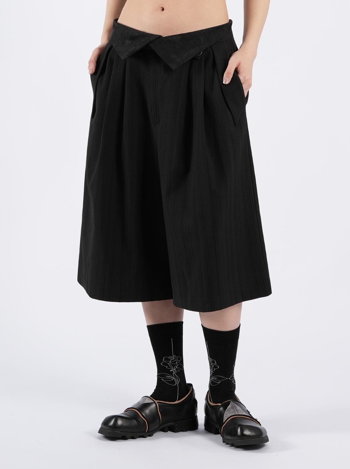 サスペンダー付き ワイド クロップドパンツ N7041