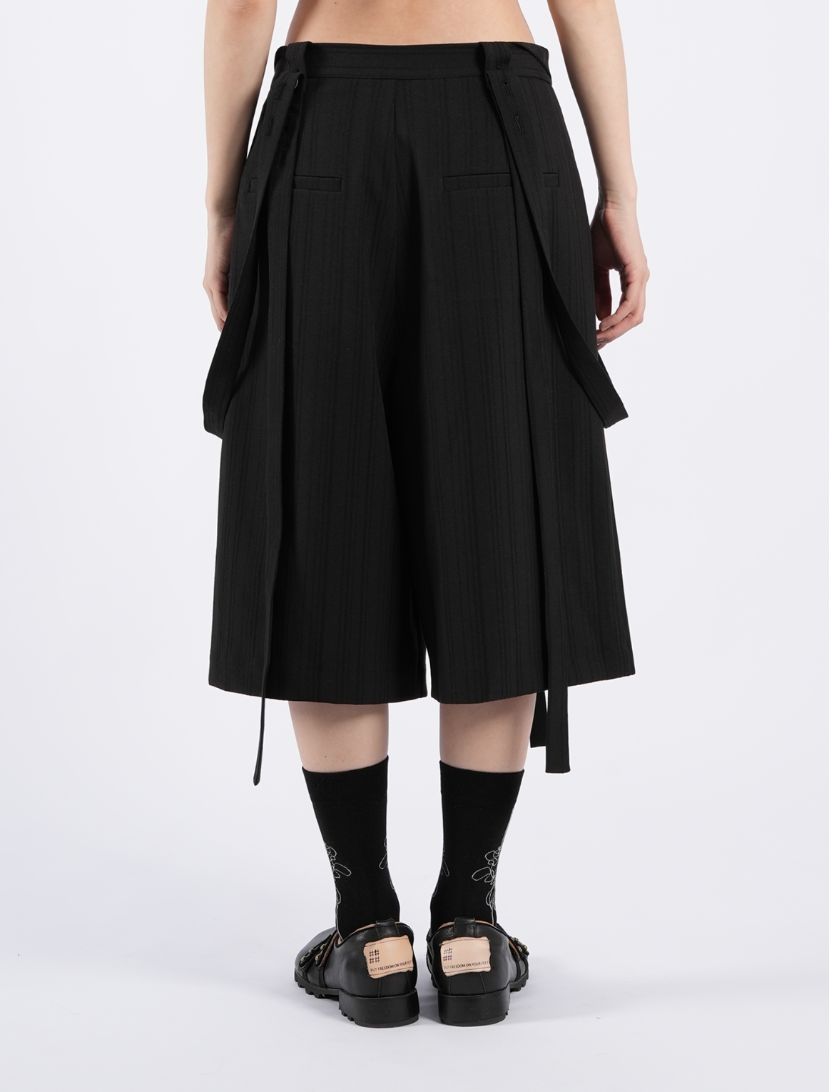 サスペンダー付き ワイド クロップドパンツ N7041