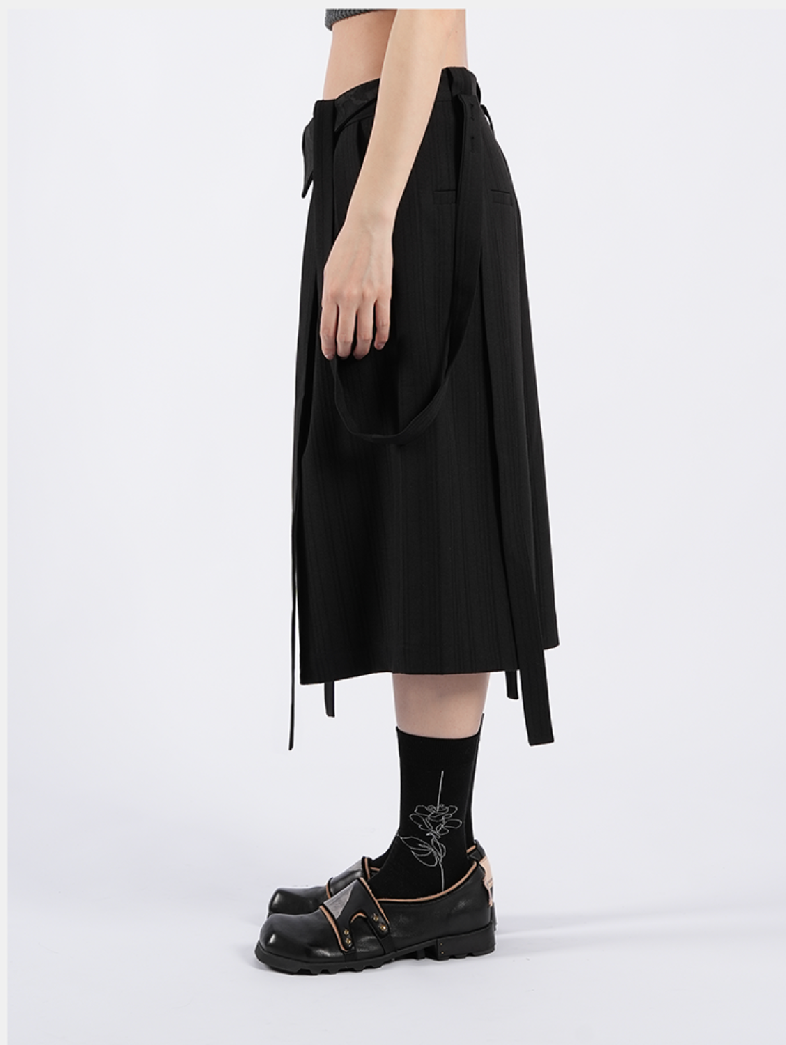 サスペンダー付き ワイド クロップドパンツ N7041