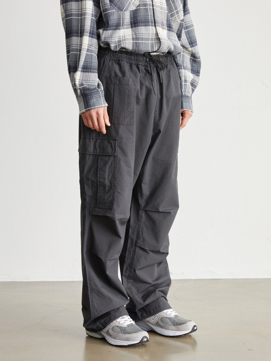 【270G】COTTON parachute pants N3640 - NNine