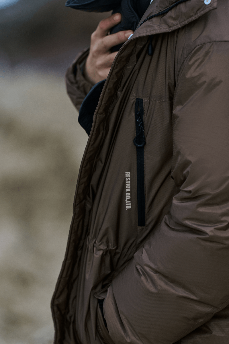 【700FP】機能性ダウン outdoor down jacket N4629 - NNine
