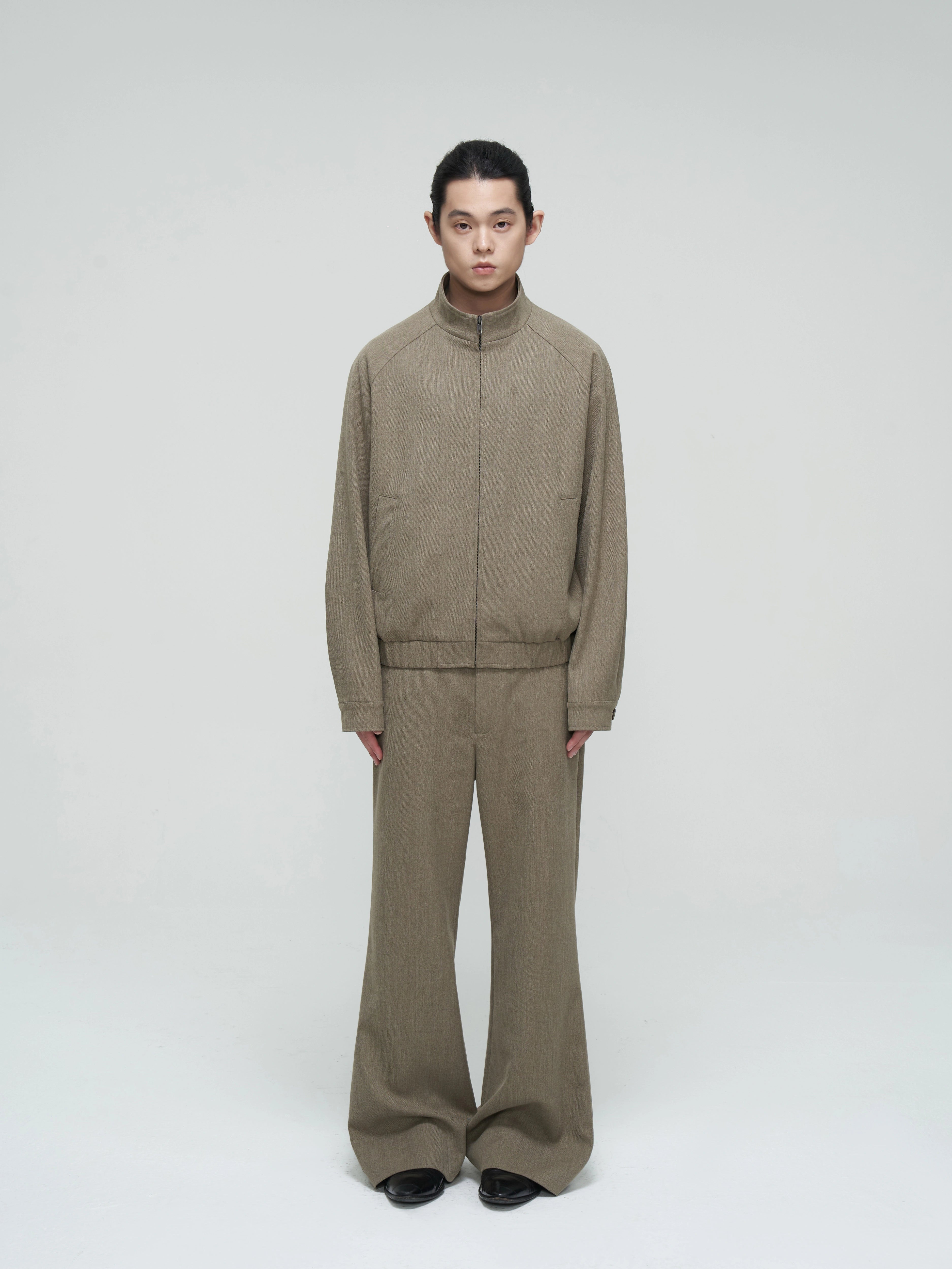 ファブリック・スタンドカラージップブルゾン N6111