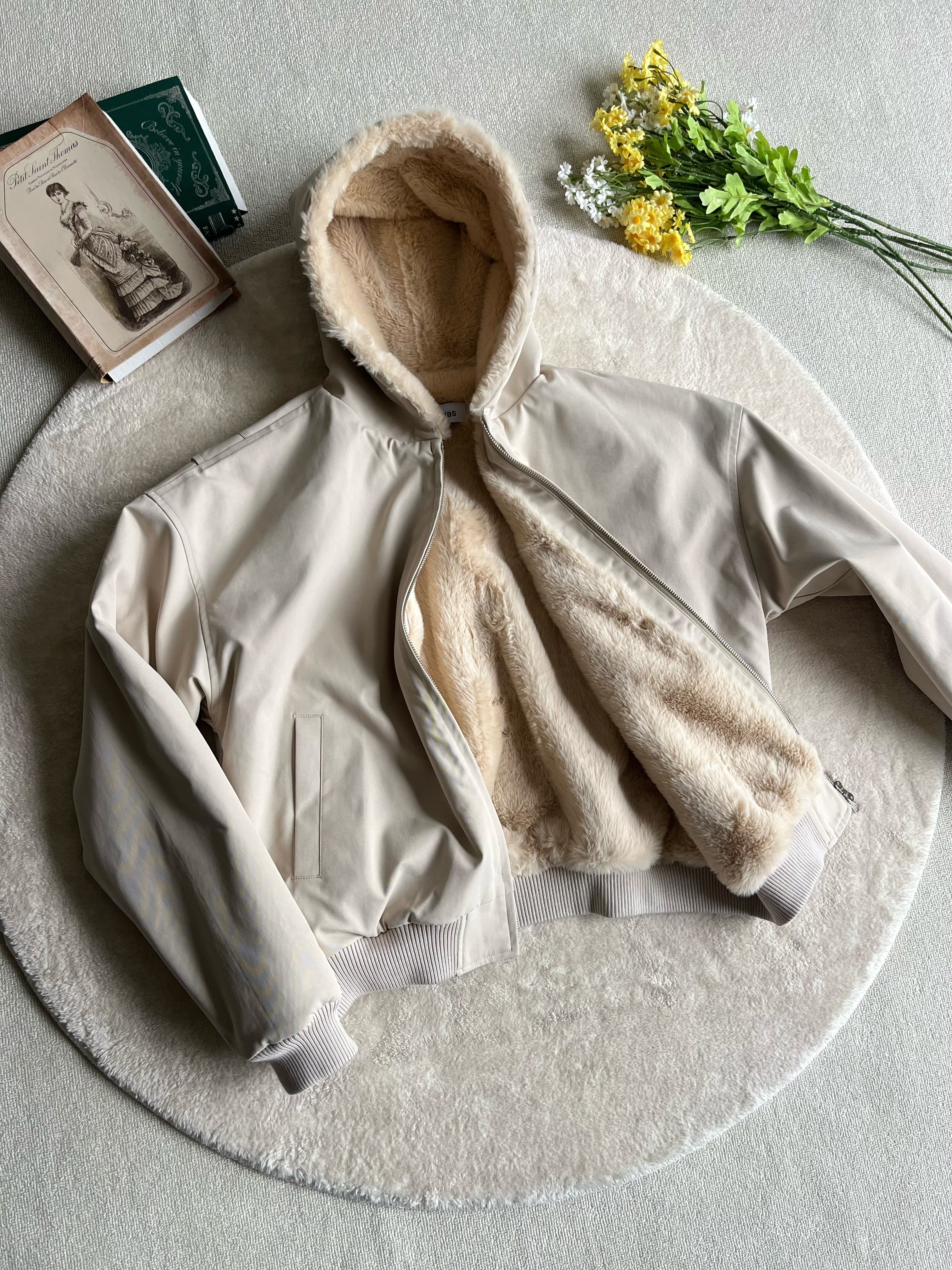 パーカー / HOODIE