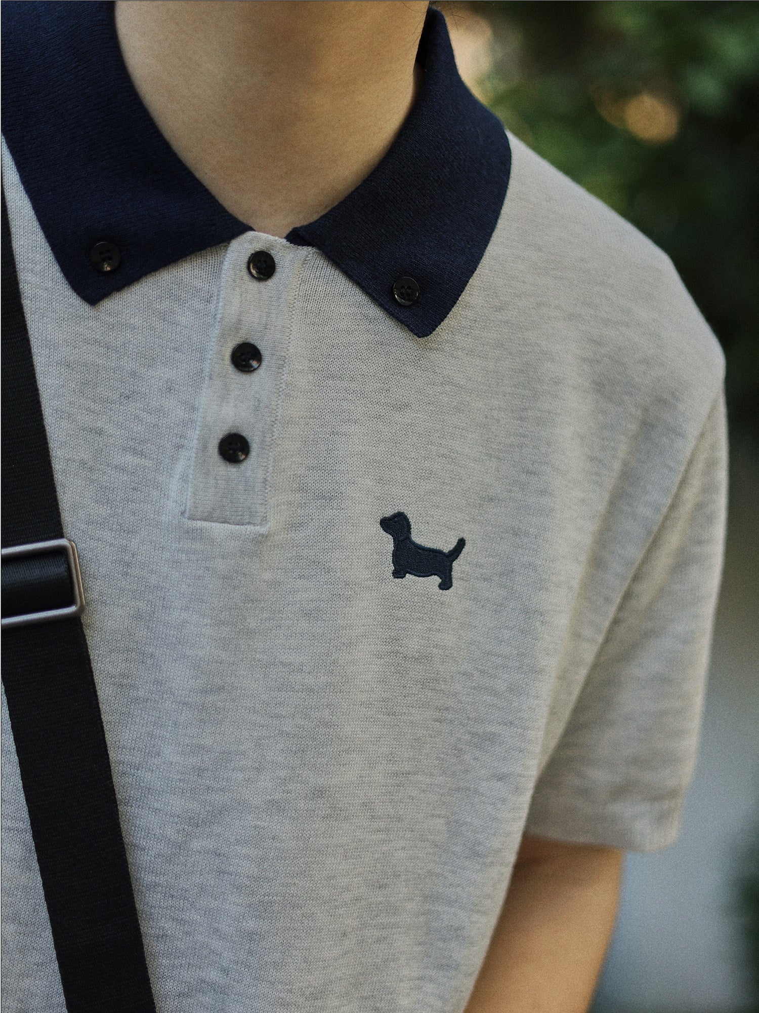 シルク混 犬刺繍 バイカラーカラー ニットポロシャツ N6942