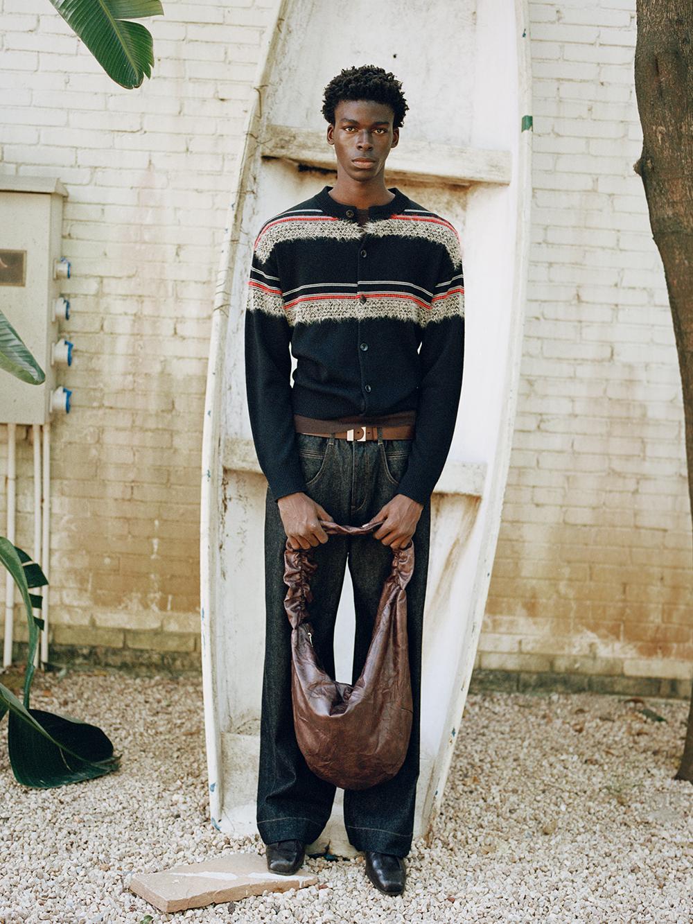 シャギー・ジャカード・クルーネックカーディガン N6096