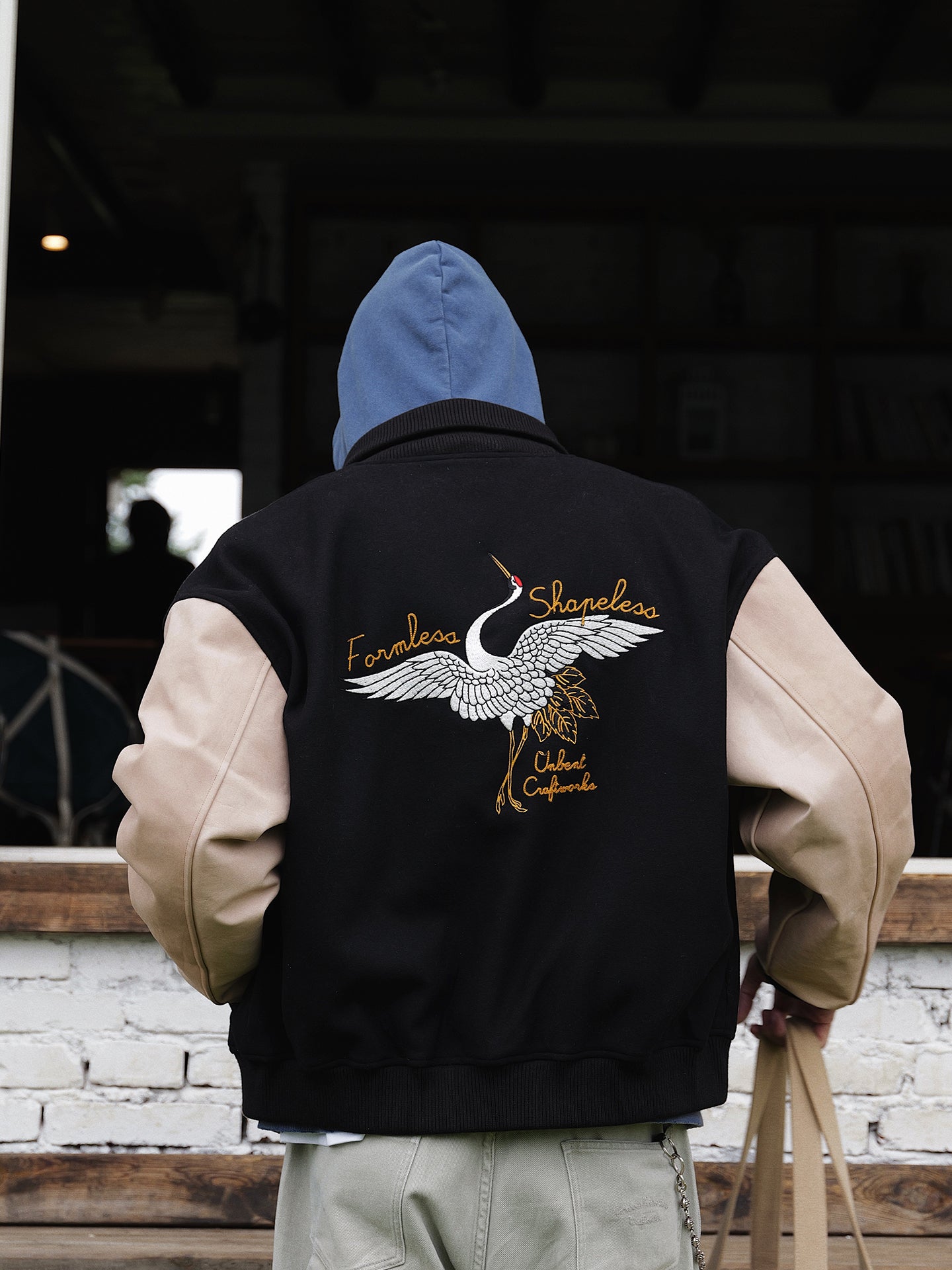 鶴刺繍ウール×レザー 混紡バーシティジャケット　N6252