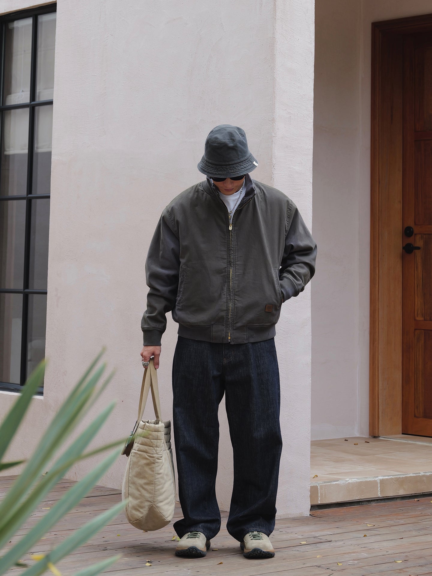 スプレーダイ＆ダメージ加工・裏起毛・スタンドカラーブルゾン　N6221